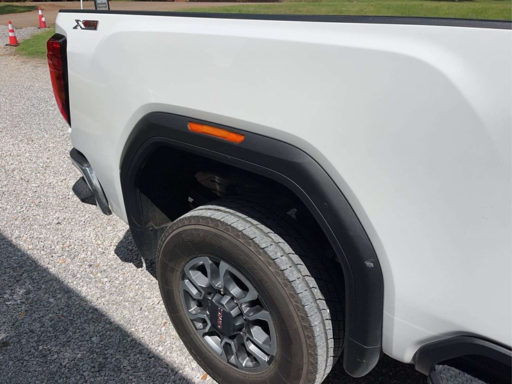 2022-gmc-2500-image-19