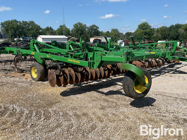 2008-john-deere-2310-image-13