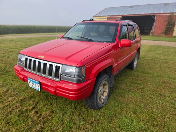 1996-jeep-grand-cherokee-limited-image-4