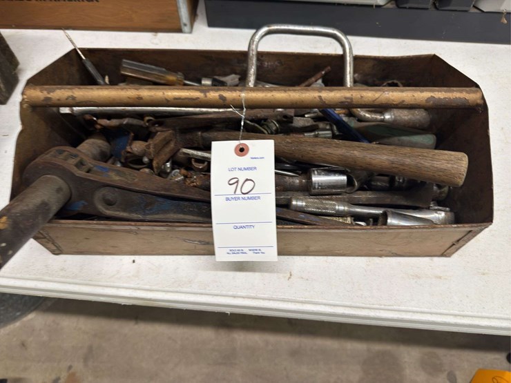 metal-tool-tray-with-tools-image-4