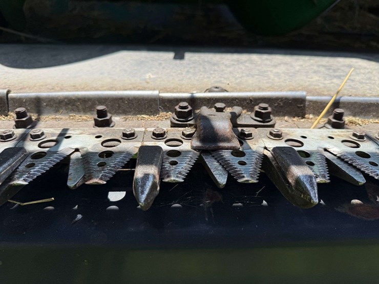 2010-john-deere-635f-image-8