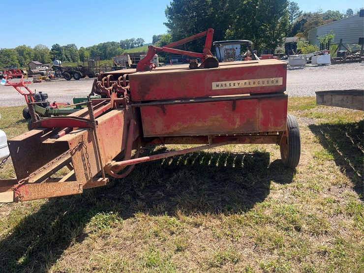 massey-ferguson-9-image-6