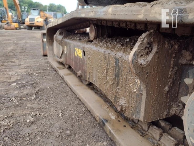 bobcat-e32i-image-38