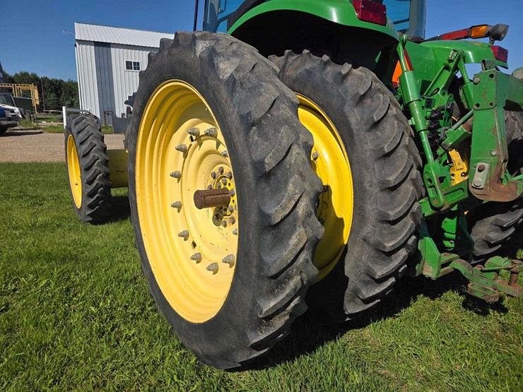 2004-john-deere-8320-image-32