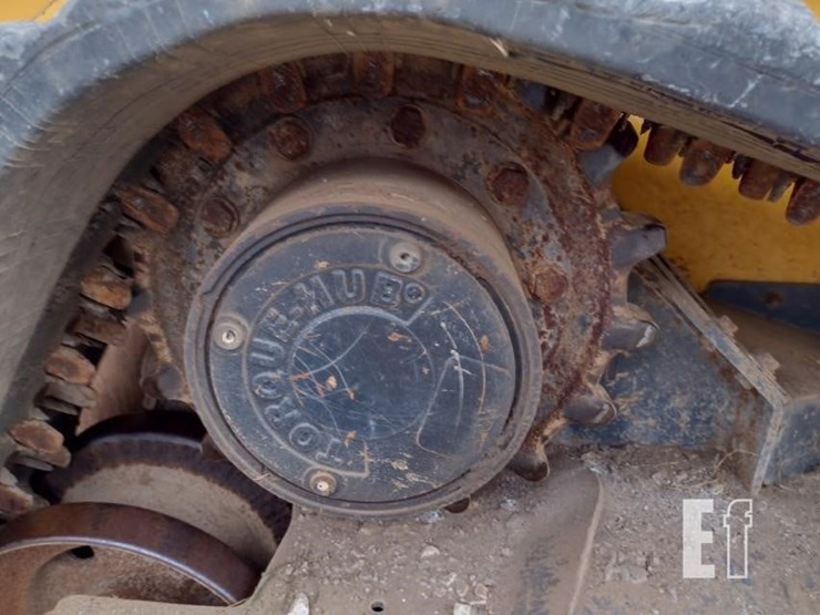 2020-deere-331g-image-28