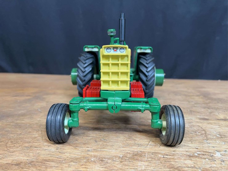 1/16-oliver-1655-customized-image-5