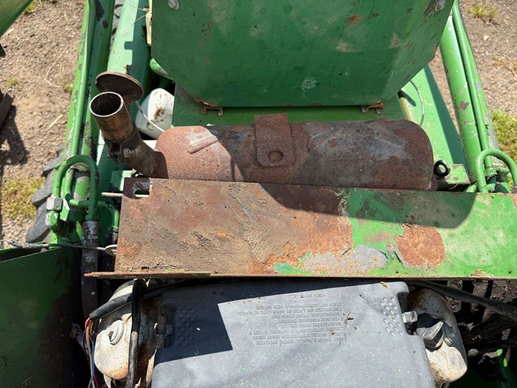 john-deere-70-image-7