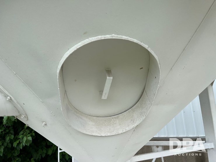 2---friesen-bulk-seed-bins-(jn2690-&-jn2691)-image-8