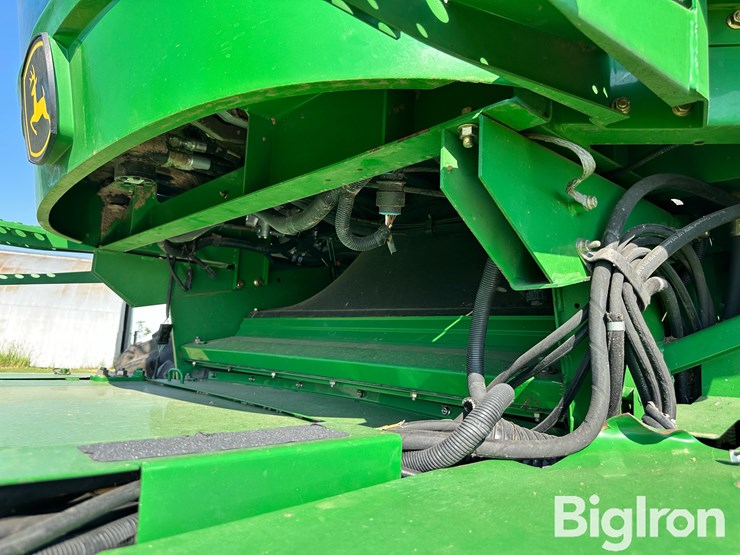 2005-john-deere-9760-sts-image-16