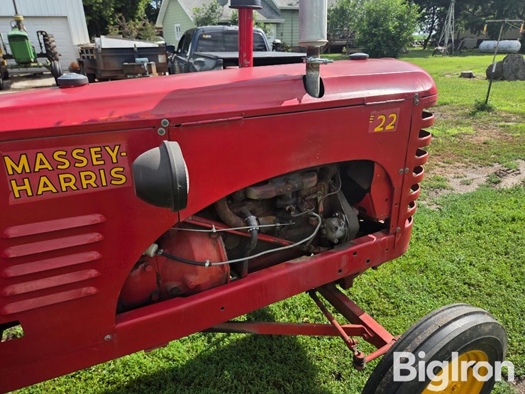 1949-massey-harris-22-image-14