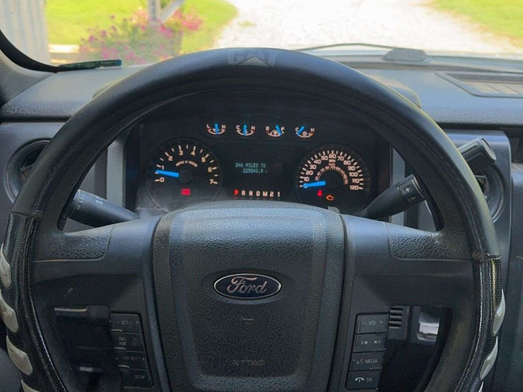 2014-ford-f150-image-19