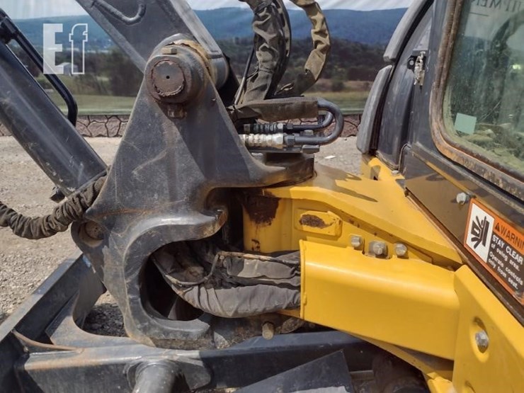 2022-deere-50g-image-27