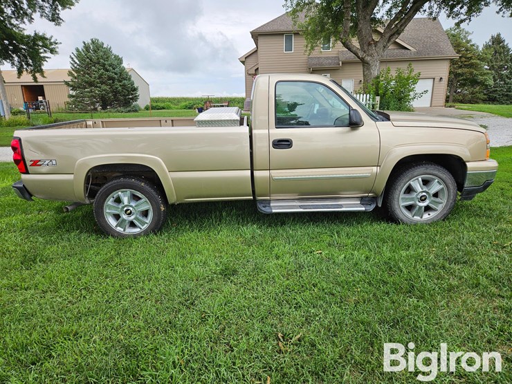 2006-chevrolet-silverado-1500-image-4