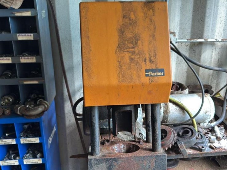 #98-•-hydraulic-hose-crimper-image-2