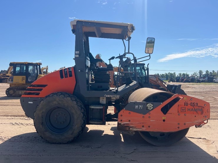 2018-hamm-h7-smooth-drum-roller-image-5