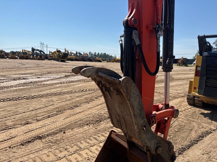 2019-kubota-kx057-4-image-24