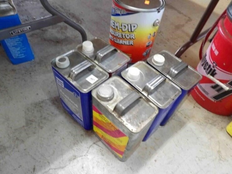 paint-cleaning-acetone,-solvent-image-1