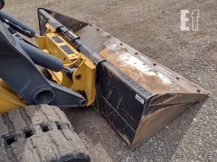 2023-deere-331g-image-17