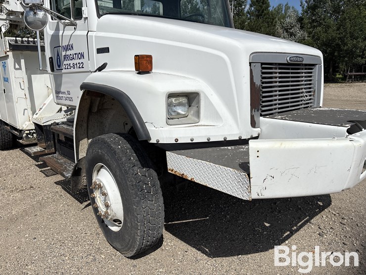 2003-freightliner-fl80-image-11