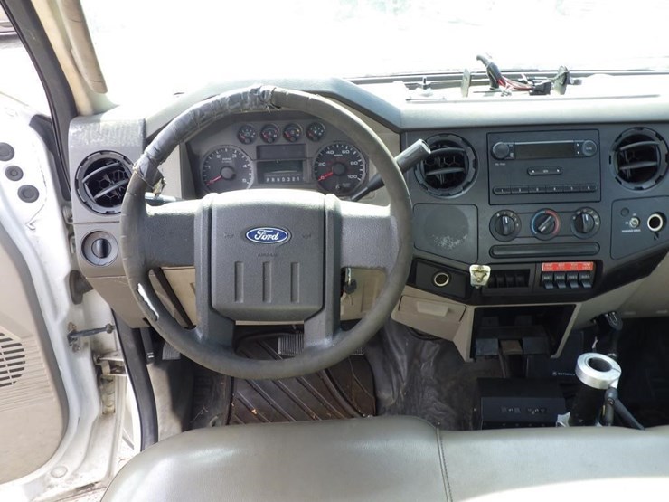 2008-ford-f550-image-7