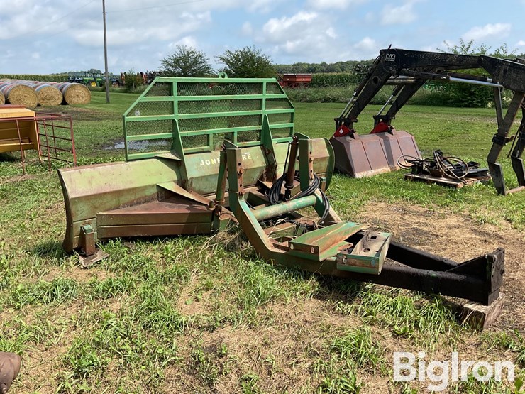 john-deere-12-image-7