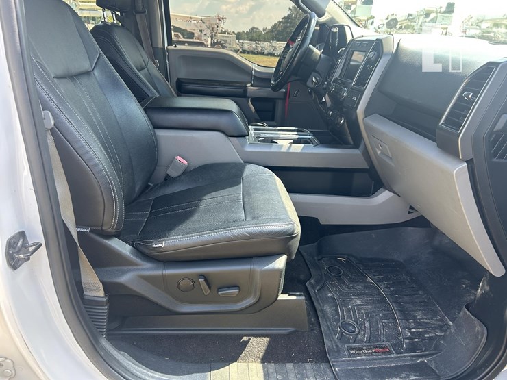 2019-ford-f150-image-36