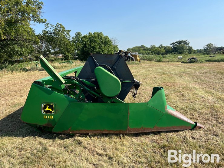 1990-john-deere-918-image-4