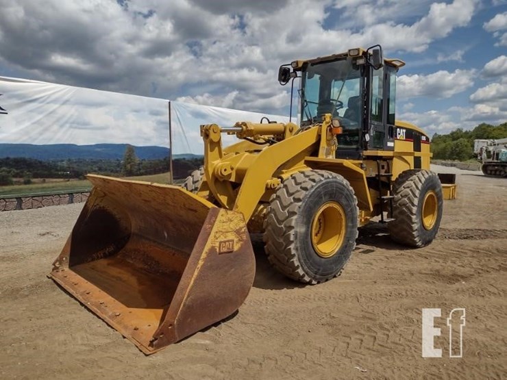 2002-caterpillar-938g-image-32