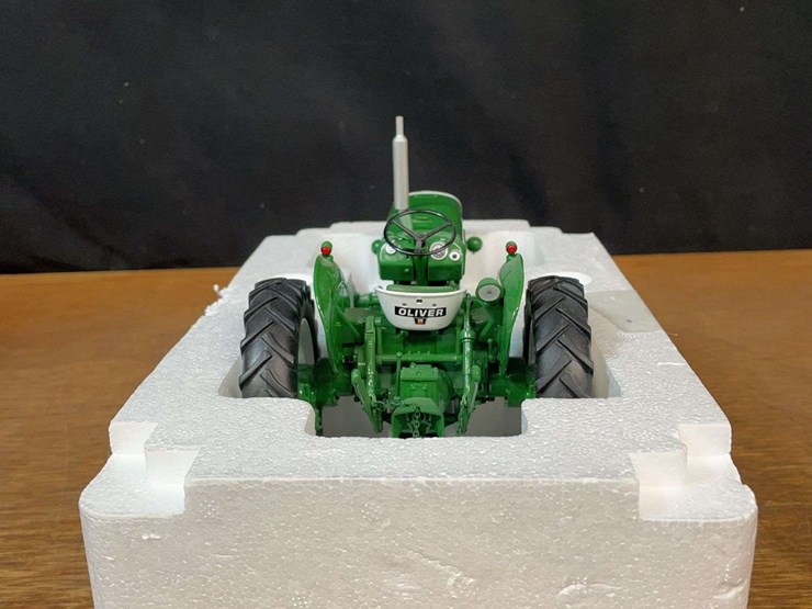1/16-oliver-600-nib-uh-image-4