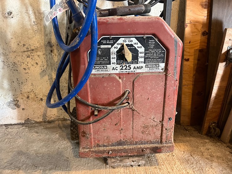 #3058-•-lincoln-225-arc-welder-image-3
