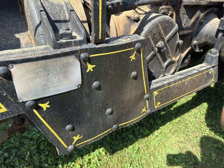 baker-22-40-tractor-image-14