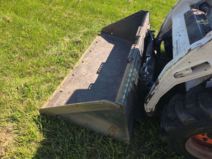 2010-bobcat-s185-image-36