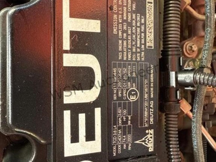 2015-jlg-4014ps-image-16