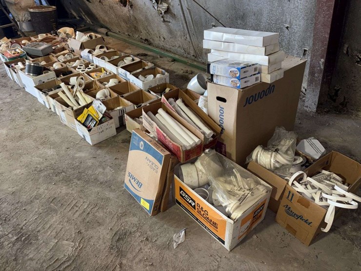 50+-boxes-of-plumbing-pvc-supplies,-buying-all-for-one-money-image-8