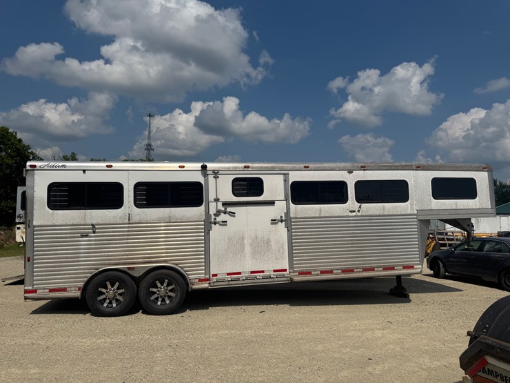 #6300-•-2014-dalton-manufacturing-adams-gooseneck-4-horse-straight-lead-aluminum-horse-trailer,-(sells-w...-image-4
