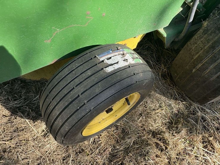 john-deere-435-image-13