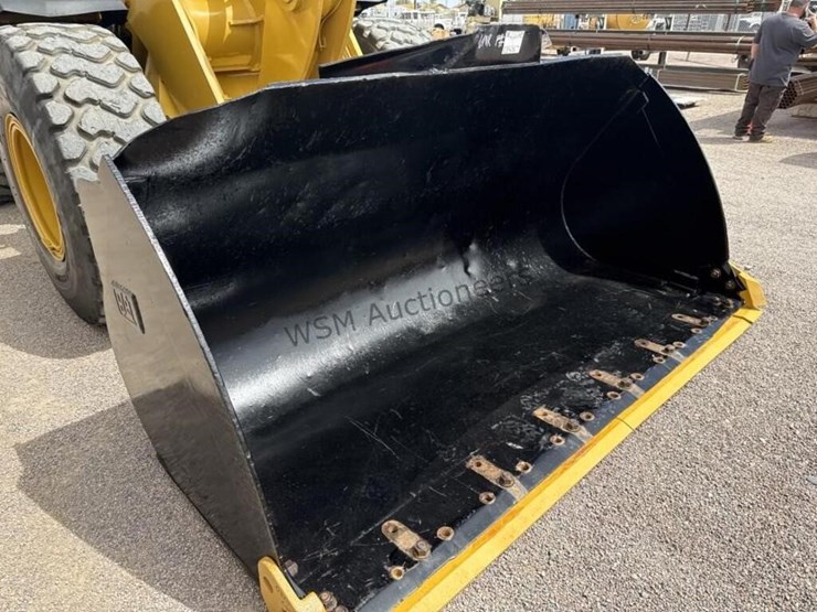 2012-caterpillar-930k-image-23