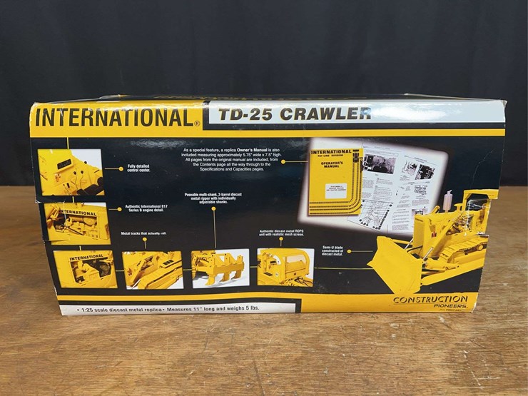 1/25-ih-td-25-crawler-nib-1st-gear-image-19