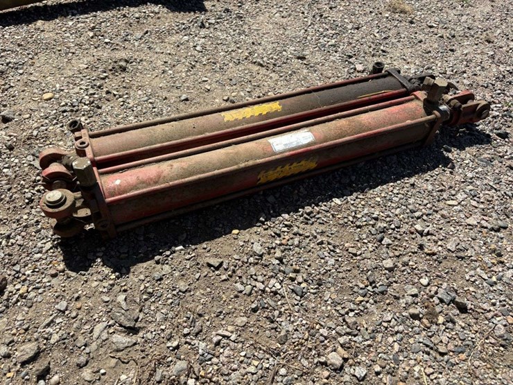 (2)-3”x24”-hyd-cyls-image-2