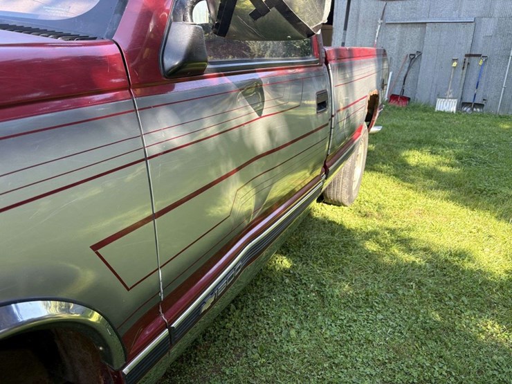 1990-chevy-silverado-k1500-4x4,-reg-cab,-8’-box,-245/75r16-tires-on-alloy-rims,-350-v8,-block-heater-image-31