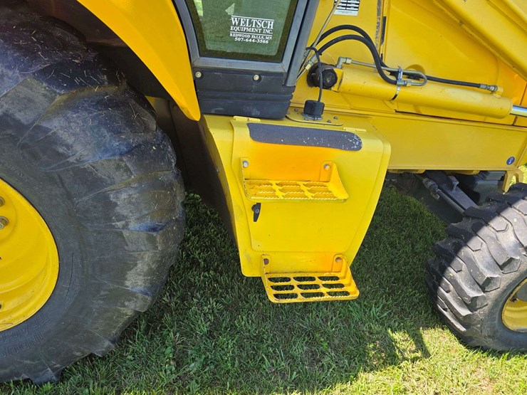 new-holland-lb75-image-20