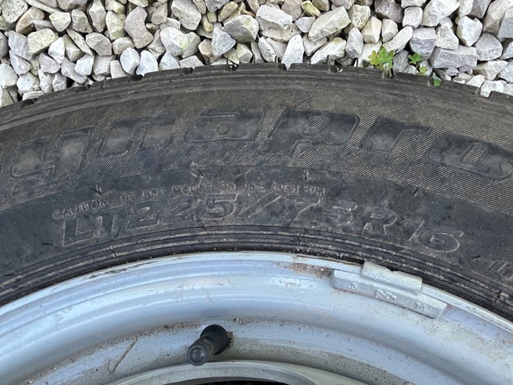 #3078-•-tires-image-6