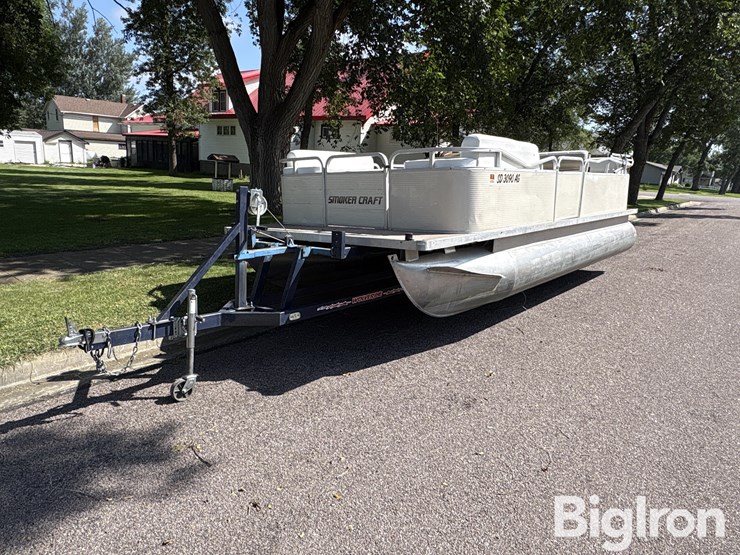 1997-smoker-craft-20’-pontoon-boat-w/motor-&-trailer-image-1