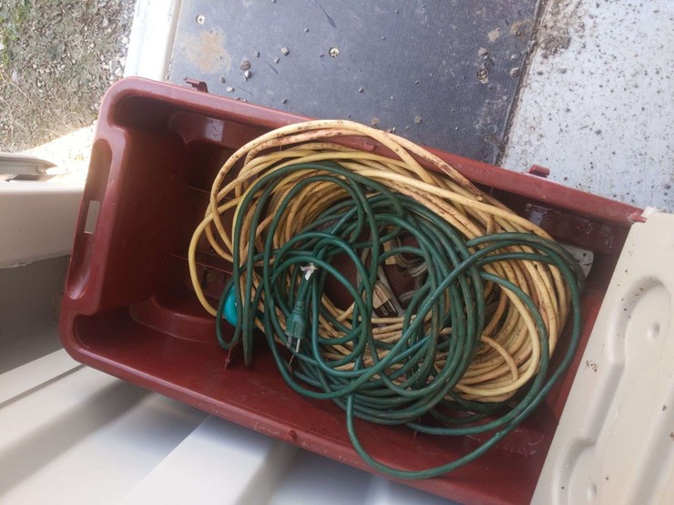 ames-lawn-buddy-rolling-cart-w/-extension-cords-image-3
