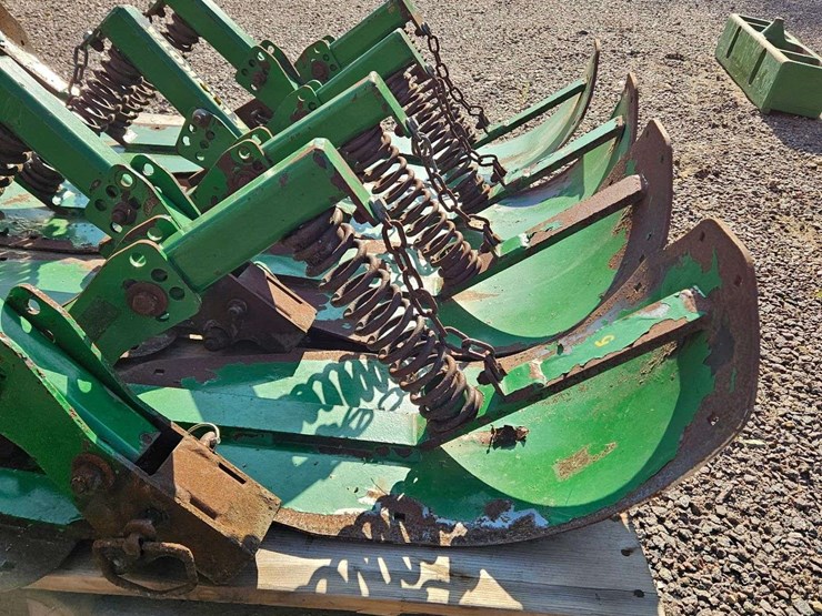 lankkota-stalk-stompers-with-misc-mounting-brackets-and-hardware-image-2
