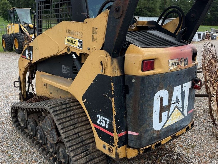 caterpillar-257-image-5