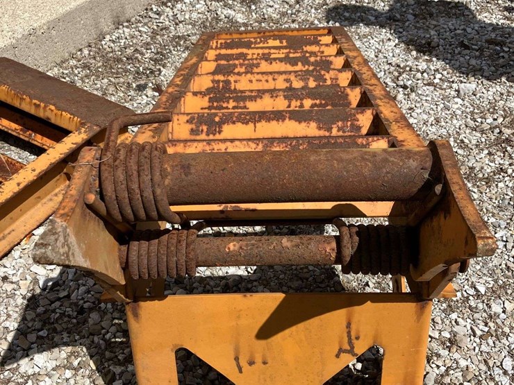 orange-heavy-duty-trailer-ramps---approximately-5’-long-x-2’-wide-image-2