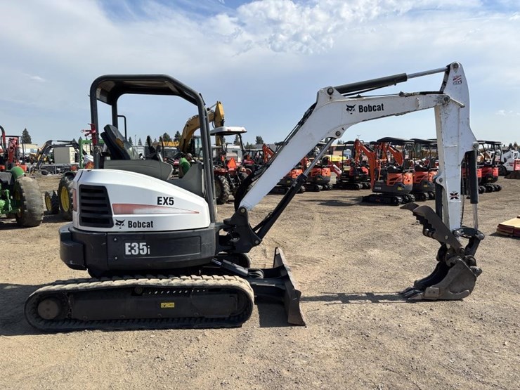 2014-bobcat-e35i-image-7