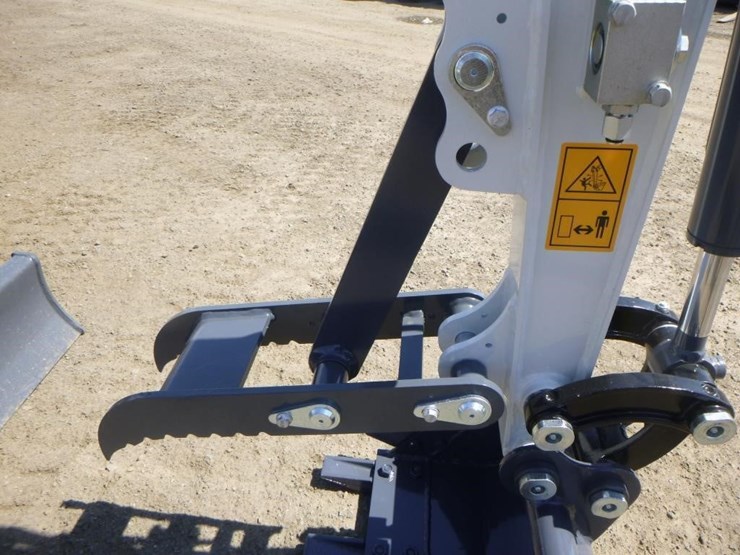 bttl-et12m-6-hydraulic-excavator-image-12