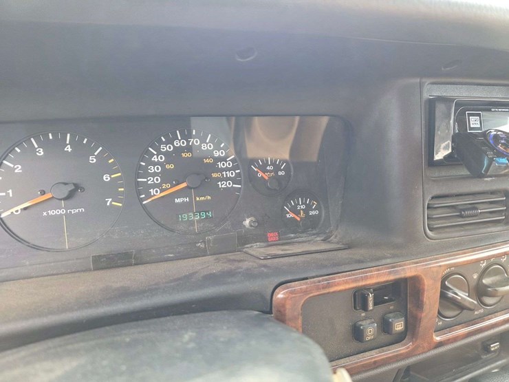 1996-jeep-grand-cherokee-limited-image-45
